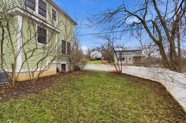 201 W Summit Street, Ann Arbor, MI 48103