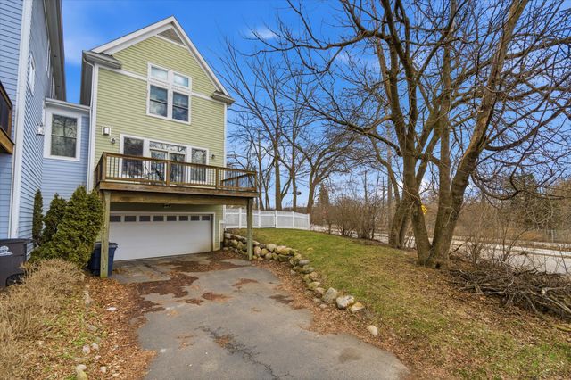 201 W Summit Street, Ann Arbor, MI 48103