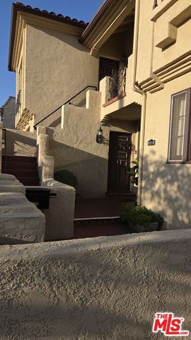 5310 S Rimpau Boulevard, Los Angeles, CA 90043