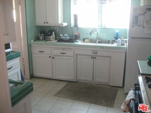 5310 S Rimpau Boulevard, Los Angeles, CA 90043