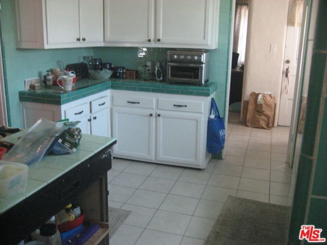 5310 S Rimpau Boulevard, Los Angeles, CA 90043