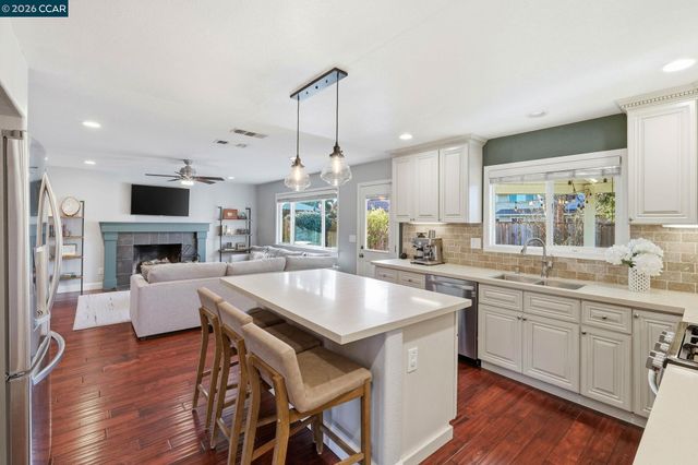 1795 Klier Dr, Concord, CA 94518