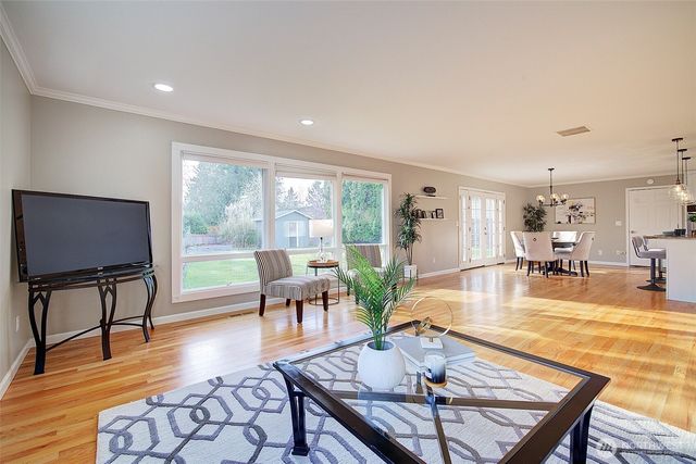 15023 Simonds Road NE, Kenmore, WA 98028