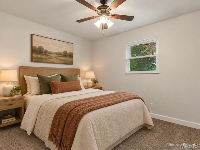 17 Neptune Drive, Belleville, IL 62226