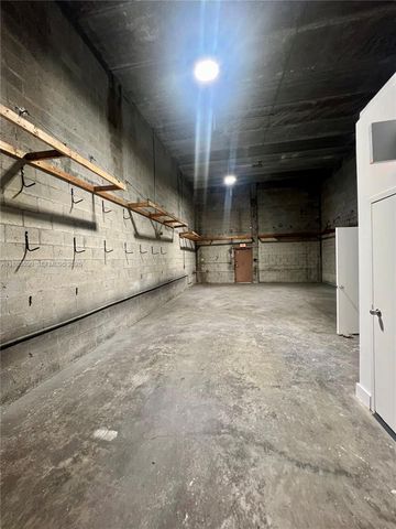 16215 SW 117th Ave 4, Miami, FL 33177
