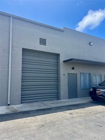 16215 SW 117th Ave 4, Miami, FL 33177