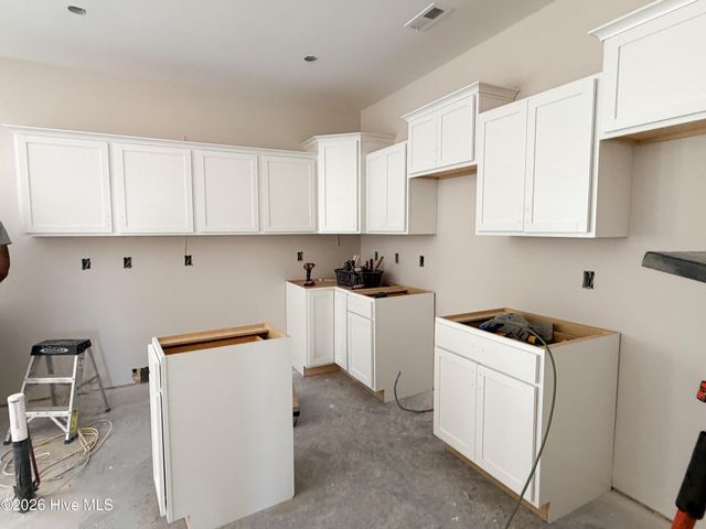 163 Cripple Creek Drive, Swansboro, NC 28584