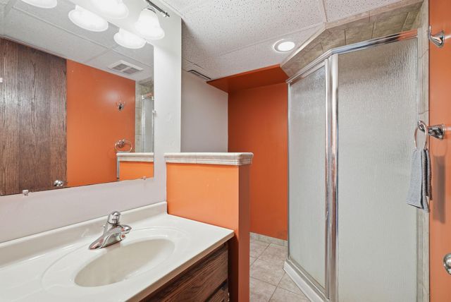 916 Whitney Drive, Apple Valley, MN 55124