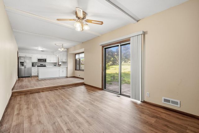 916 Whitney Drive, Apple Valley, MN 55124