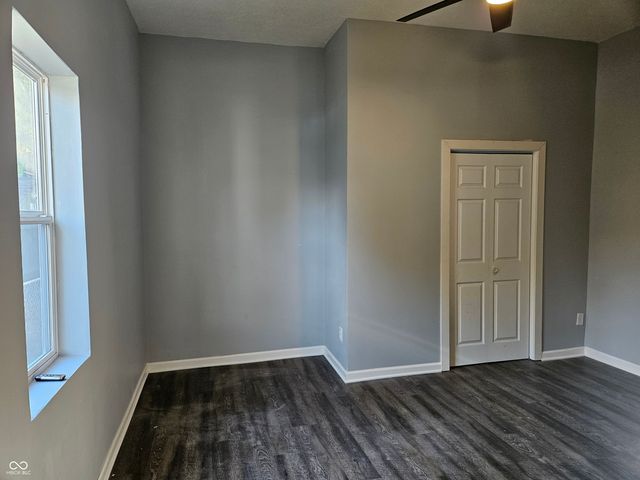 626 Holly Avenue, Indianapolis, IN 46221