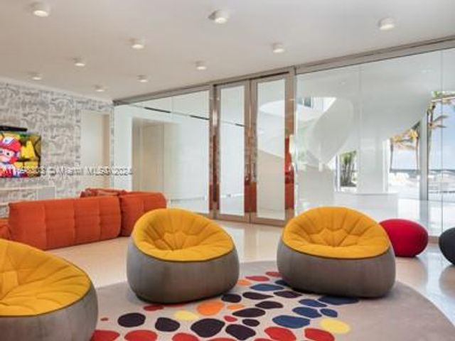 16901 Collins Ave 1402, Sunny Isles Beach, FL 33160