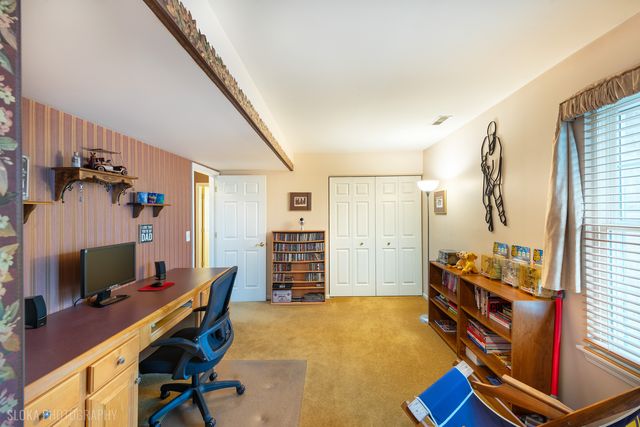 621 Kirkland Drive, Algonquin, IL 60102