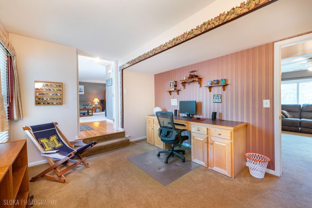 621 Kirkland Drive, Algonquin, IL 60102