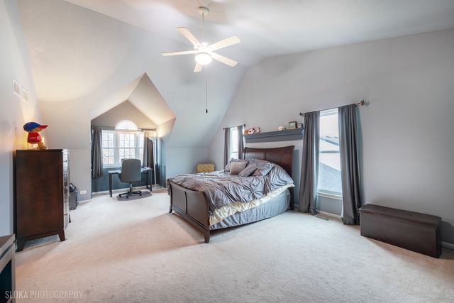 621 Kirkland Drive, Algonquin, IL 60102