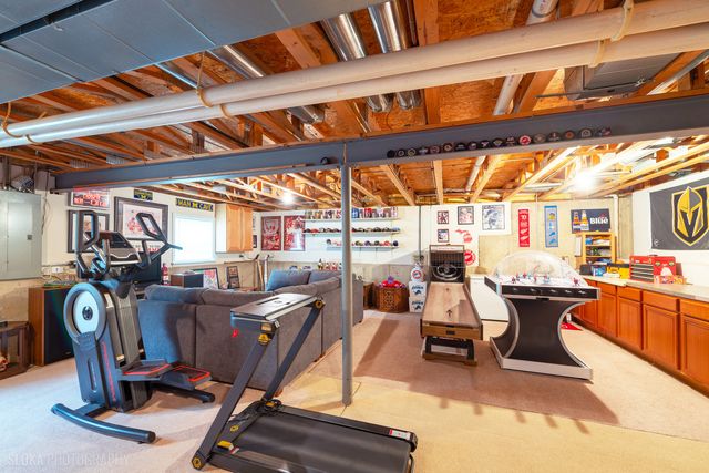 621 Kirkland Drive, Algonquin, IL 60102