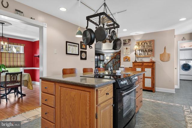 205 CAMBRIDGE DR, Strasburg, PA 17579