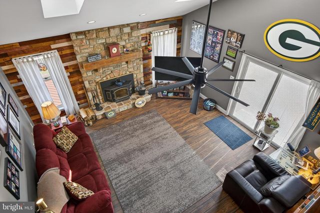 205 CAMBRIDGE DR, Strasburg, PA 17579