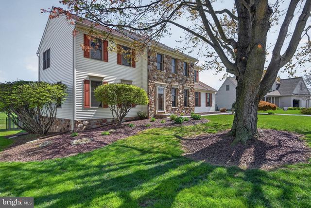 205 CAMBRIDGE DR, Strasburg, PA 17579