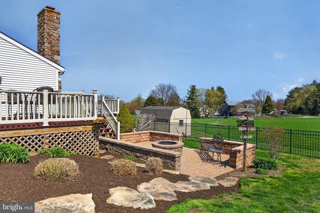 205 CAMBRIDGE DR, Strasburg, PA 17579
