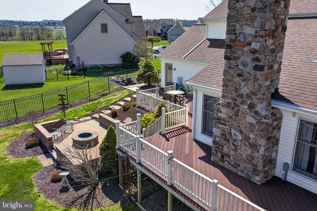 205 CAMBRIDGE DR, Strasburg, PA 17579
