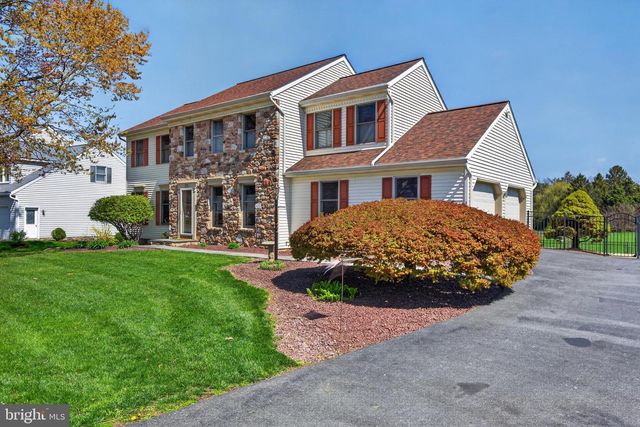 205 CAMBRIDGE DR, Strasburg, PA 17579