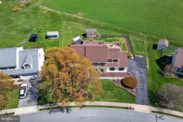 205 CAMBRIDGE DR, Strasburg, PA 17579