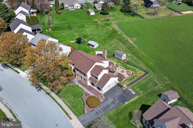 205 CAMBRIDGE DR, Strasburg, PA 17579