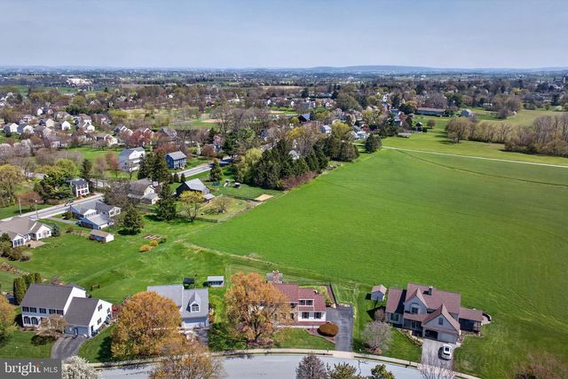 205 CAMBRIDGE DR, Strasburg, PA 17579
