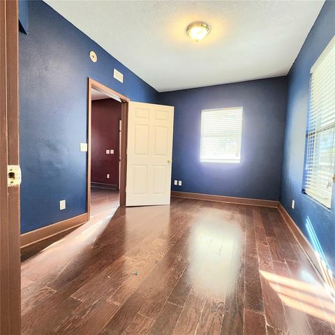 615 S LAUREL AVENUE, Sanford, FL 32771