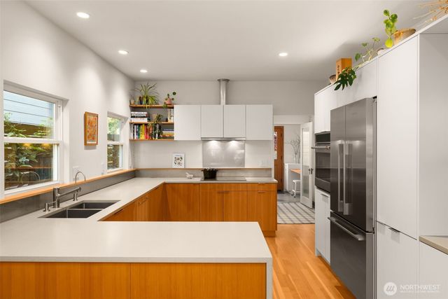 4812 S Brandon Street, Seattle, WA 98118