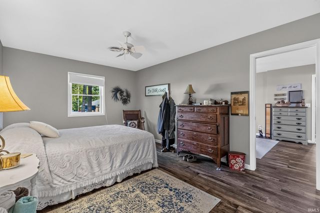 6625 N 270 E, Howe, IN 46746