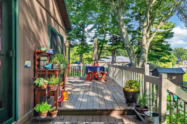 6625 N 270 E, Howe, IN 46746
