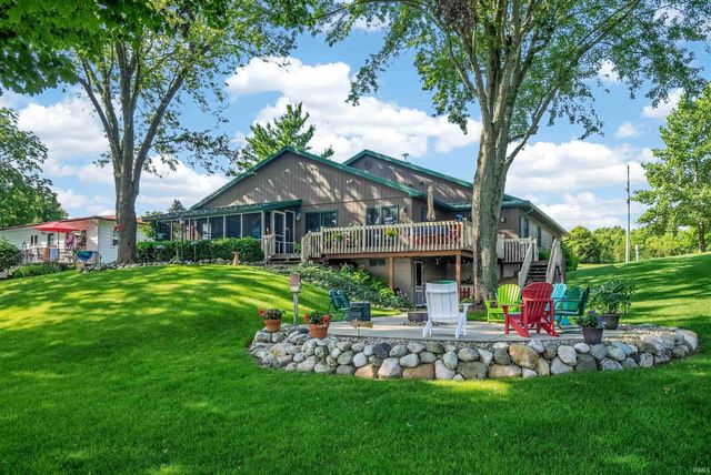 6625 N 270 E, Howe, IN 46746