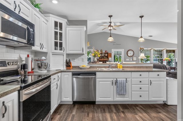 6625 N 270 E, Howe, IN 46746