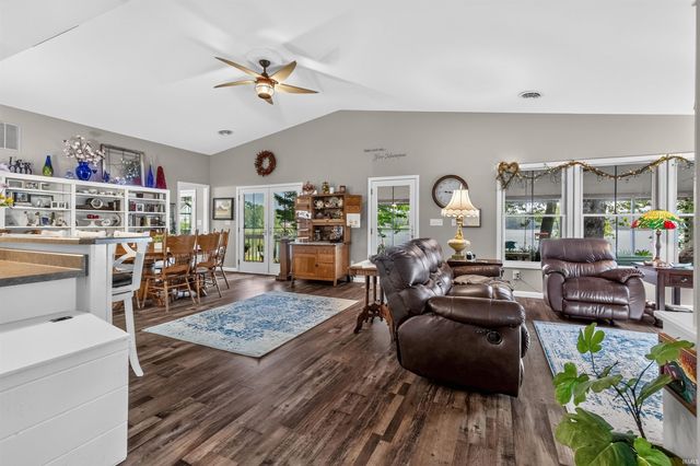 6625 N 270 E, Howe, IN 46746