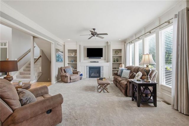 14271 W 156th Terrace, Olathe, KS 66062