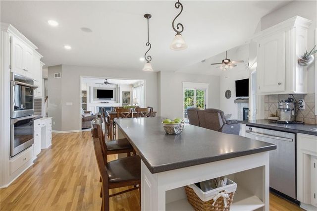 14271 W 156th Terrace, Olathe, KS 66062