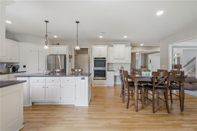 14271 W 156th Terrace, Olathe, KS 66062