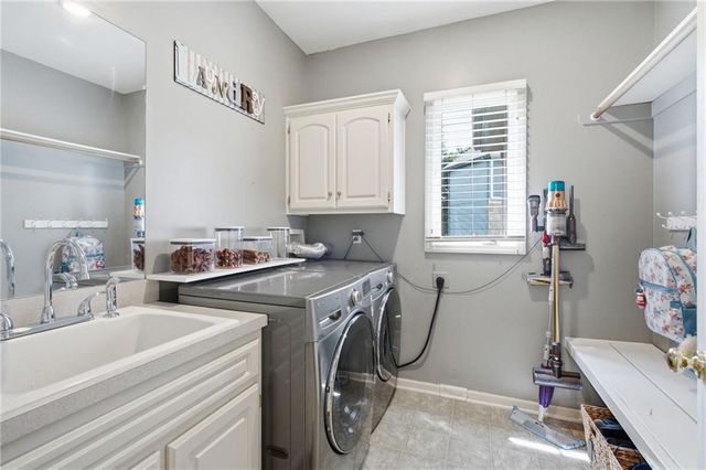14271 W 156th Terrace, Olathe, KS 66062