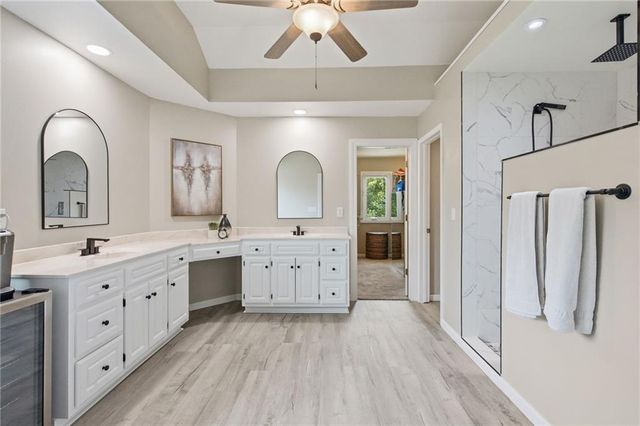14271 W 156th Terrace, Olathe, KS 66062