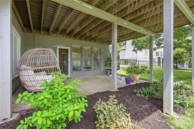 14271 W 156th Terrace, Olathe, KS 66062