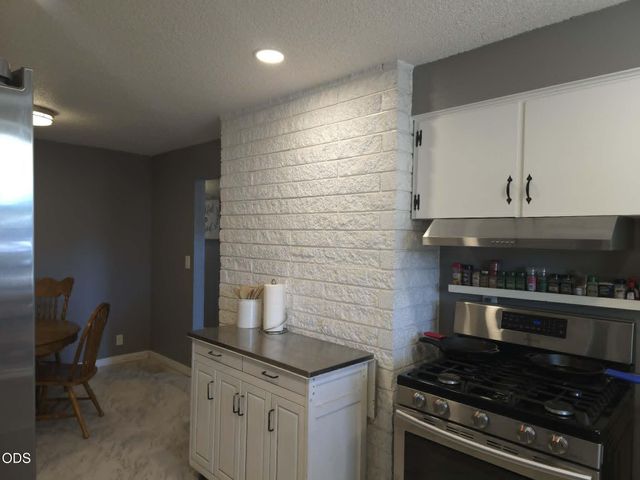 575 Bush Street, Central Point, OR 97502
