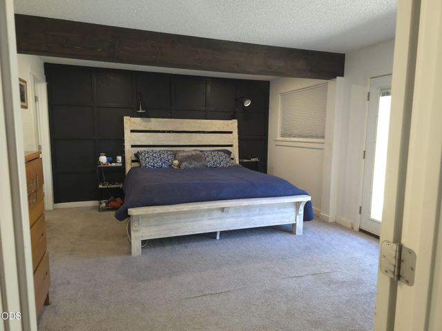 575 Bush Street, Central Point, OR 97502