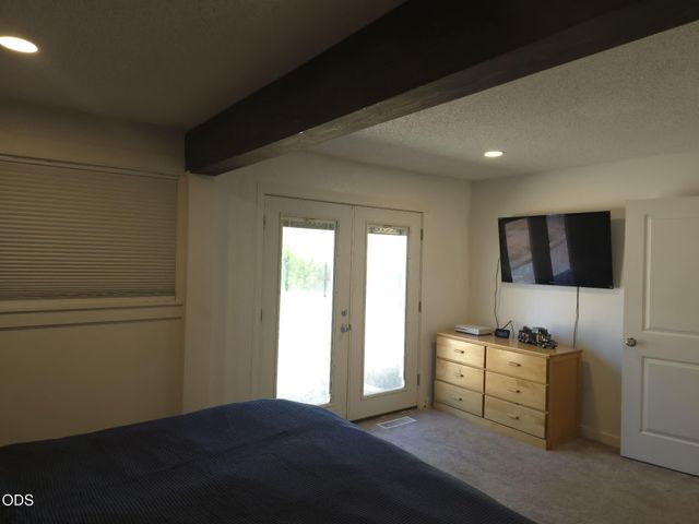 575 Bush Street, Central Point, OR 97502