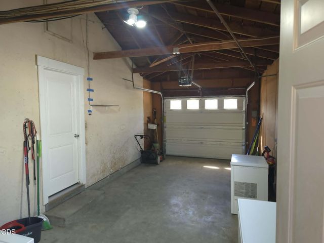 575 Bush Street, Central Point, OR 97502