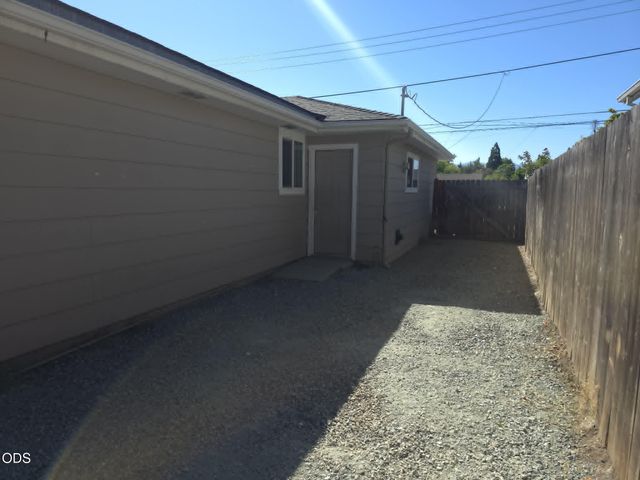 575 Bush Street, Central Point, OR 97502