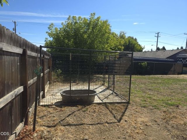 575 Bush Street, Central Point, OR 97502