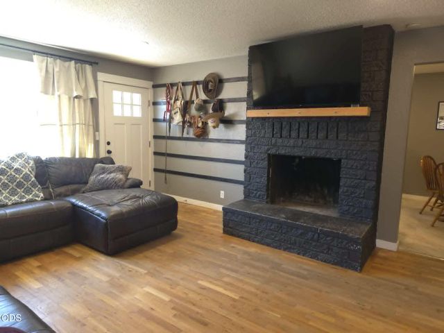 575 Bush Street, Central Point, OR 97502
