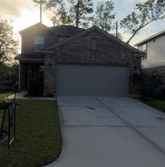 231 Intrepid Trail, Magnolia, TX 77354