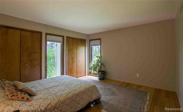 4945 Whitlow Court, Commerce Twp, MI 48382